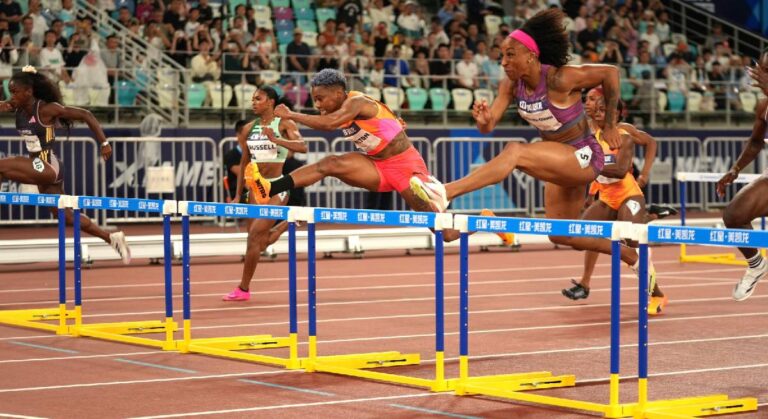 Jasmine Camacho-Quinn oknew