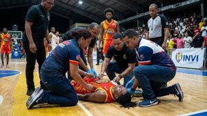 Fallece jugador de baloncesto en pleno juego en Villa Altagracia RD