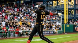 Oneil Cruz conecta cuadrangular en victoria de los Pirates