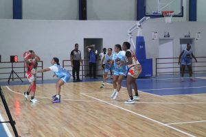 Las Caribeñas se imponen a Las Cotorras en el Superior Femenino