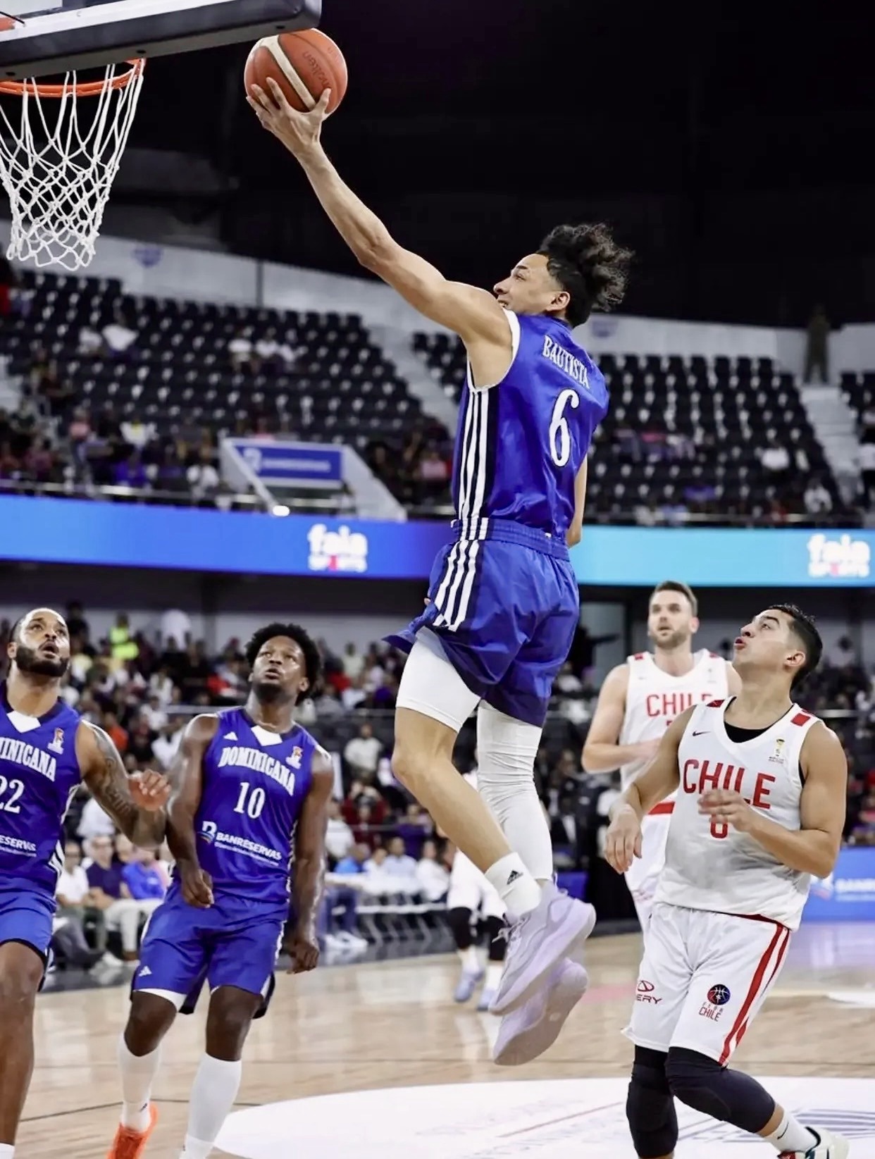 República Dominicana aplasta a Chile 101-66 y se acerca al Mundial Catar 2027