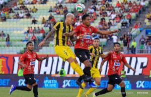 Táchira derrotó al Caracas en el clásico venezolano