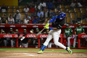 Tigres del Licey derrotan a las Estrellas para comandar la tabla